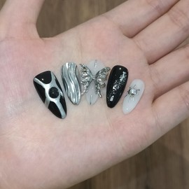 TENPAL Metallic Press on Nails Medium Almond,Punk Goth Fake Nails with 3D Butterfly,Glitter Y2K Metallic Geometric False Nails with Hand-Painted Waves,Soft Gel Black Silver Chrome Nails(M,Black)