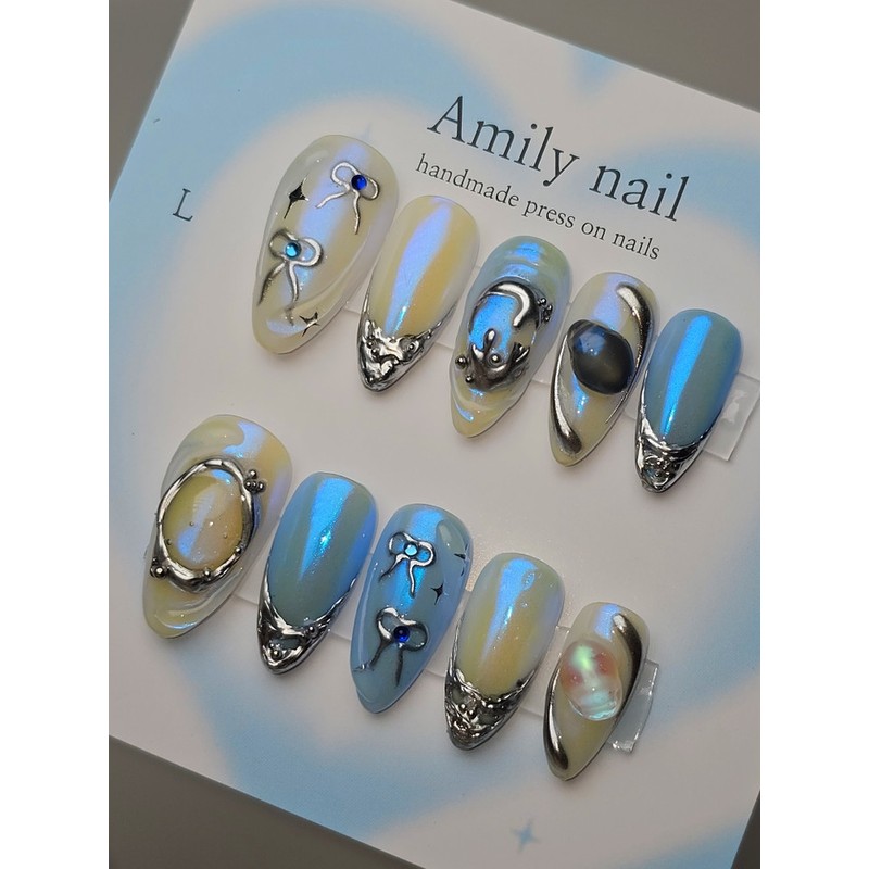 Metallic Aurora [Handmade Nail Tip] Emily Nail - Short Almond