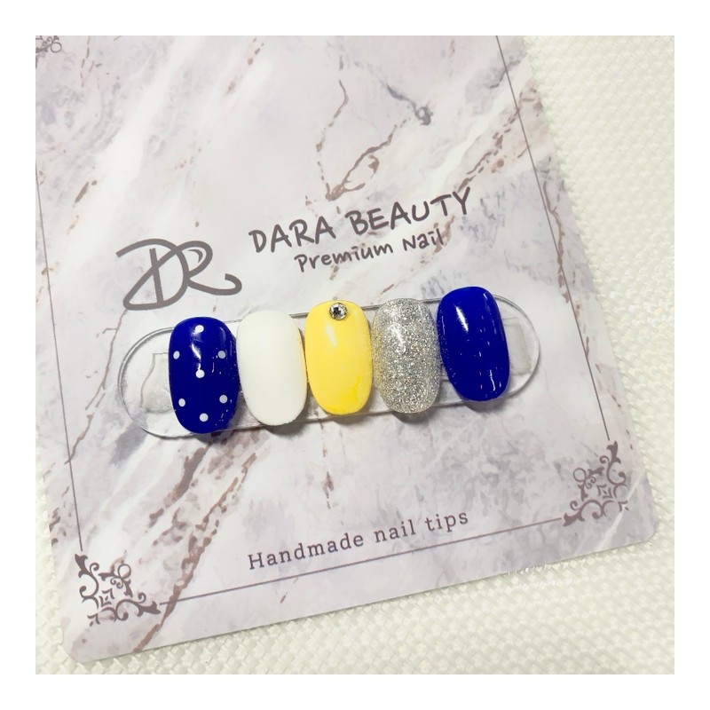 Dara Beauty June Art of the MonthNavy Dot Nail❣ -