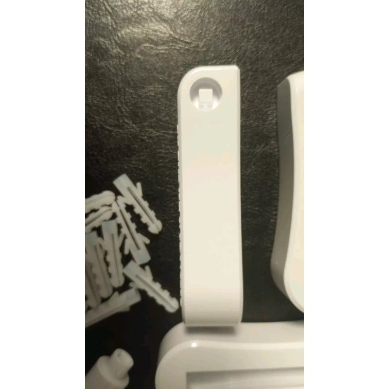 Gilchrist & Soames 6 Mini Disappearing ABS Bracket Screw Mount