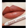 Neve Cosmetics Pastell Lippen mit voller und deckender Farbe |