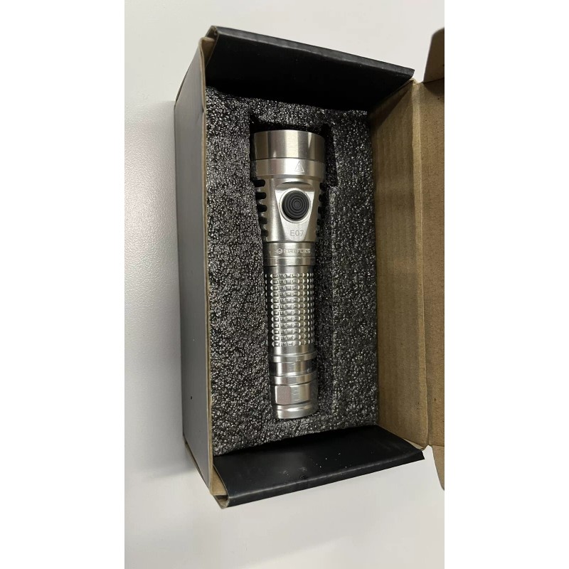 Fireflylite Fireflies FireflyLite E07 Flashlight CREE XP-L High Density V3