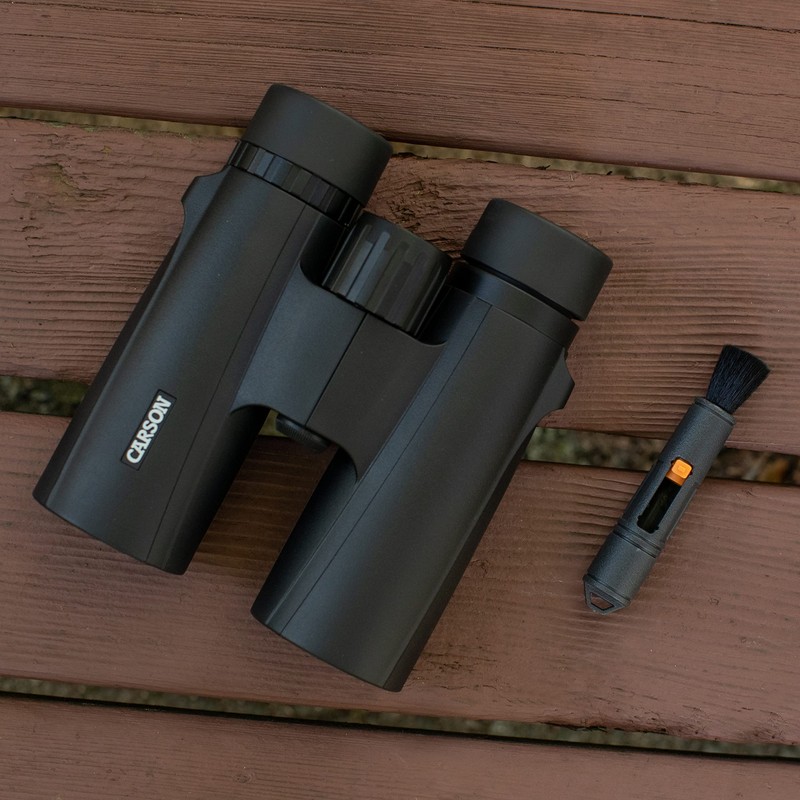 Carson C6 Series Reusable Compact Lens Cleaner with Dry Nano