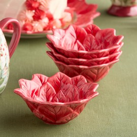 Winter Blooms Poinsettia Ice Cream Bowls – Set of 4 Red 3D Holiday Ceramic Floral Bowls for Ice Cream, Candy, Snacks & Desserts, Festive Christmas Tableware for Entertaining & Gift Giving