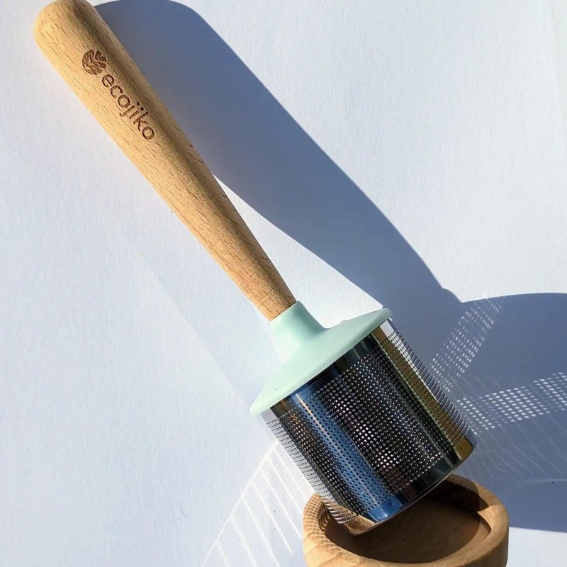Zero-Waste Metal Tea Strainer with Wooden Handle for Loose Leaf