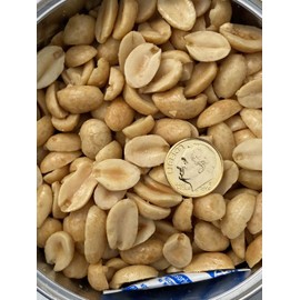 Salted 10oz cans Gillespie's Peanuts grown on our family farm! (1 Can)
