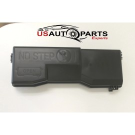 Isuzu Genuine Isuzu Cover Relay & Fuse Box For NPR NPR-HD NRR NQR 4BD2 4HE1 5.7 95-07