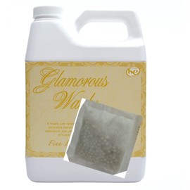 Tyler Candle Glamorous Wash High Maintenance Half Gallon (128 OZ) Laundry Detergent with Glamorous Sachet Single Pouch