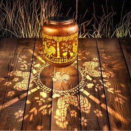 Solar Lanterns Outdoor Rooster Gifts for Garden Decor Mothers Day Gifts for Women Mom Grandma Waterproof Hanging Metal Solar Lights Ornament Outside for Yard, Patio,Pathway Landscape