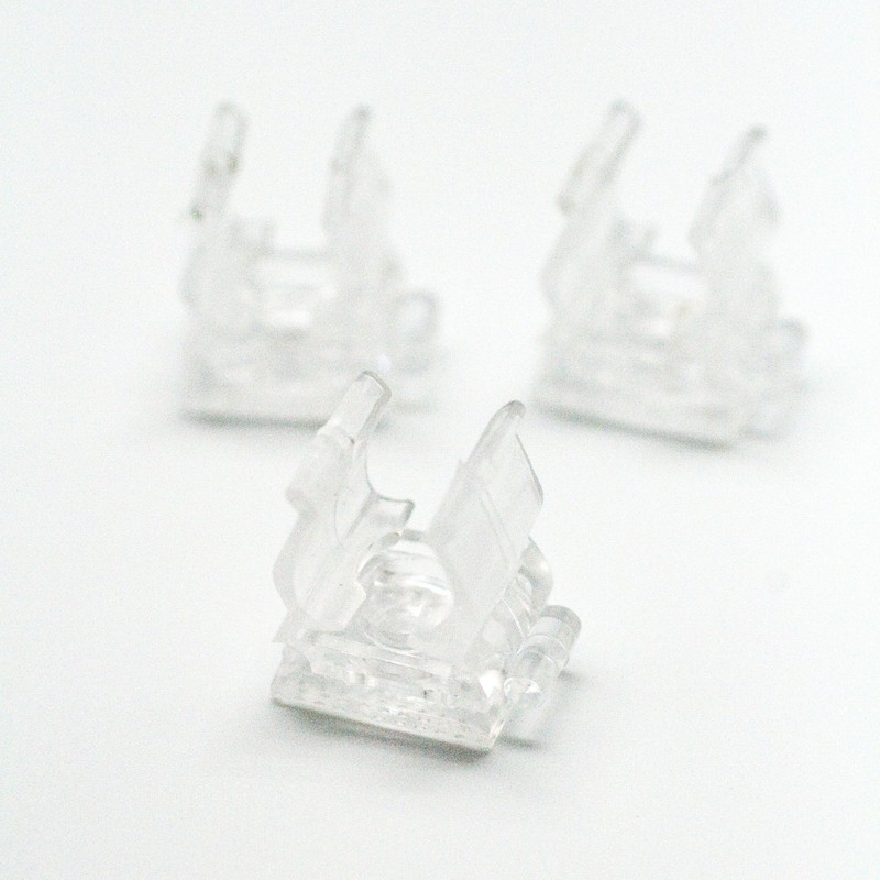 Pack of 50 Crocodile Clips for 13mm Rope Lights by