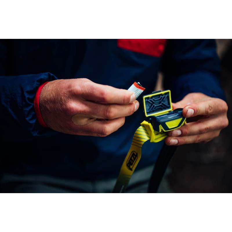 PETZL E061AA Tika [Genuine Japanese Product] Green