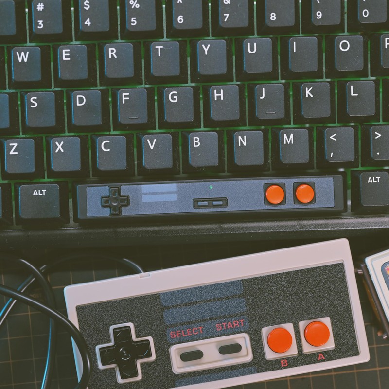 Retro Spacebar Keycaps Classic Controller-Shaped Space Bar ABS 6.25U OEM