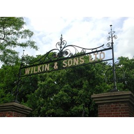 Tiptree Strawberry with Champagne Conserve (340g)