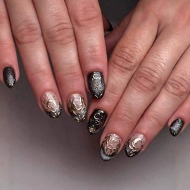 24Pcs Gold Star Press on Nails Short Almond French Tip Fake Nails with 3D Gilding Star Design Black Gradient False Nails Full Cover Artificial Glue on Nails Glitter Stick on Nails for Women Manicure