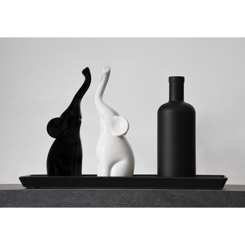 FeinKnick Harmonious Ceramic Elephant Couple in Black and White –
