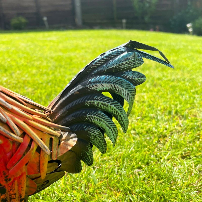 Darthome Metal Rooster Garden Ornament 23x26x8cm Small Farmyard Bird Hand