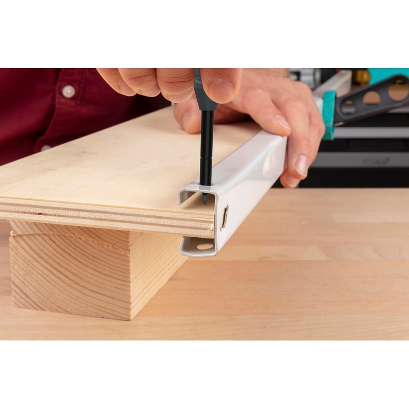 wolfcraft 8656000 "Installation of Diameter 35 mm Concealed Hinges" Project
