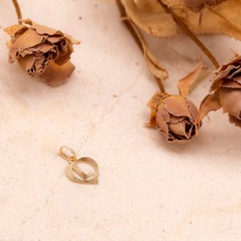 CARISSIMA Gold Women's 9ct Yellow Gold Diamond Cut 'L' Initial Heart Pendant - CHAIN NOT INCLUDED