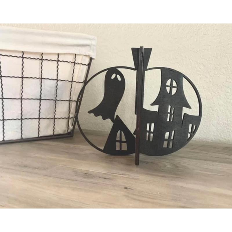3D Wood Haunted House Pumpkin