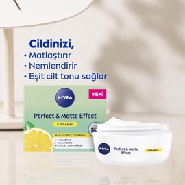 NIVEA Perfect & Matte Effect C Vitaminli Yüz Bakım Kremi (50 ml), Matlaştırıcı, Nemlendirici Yüz Kremi, Eşit Cilt Tonu