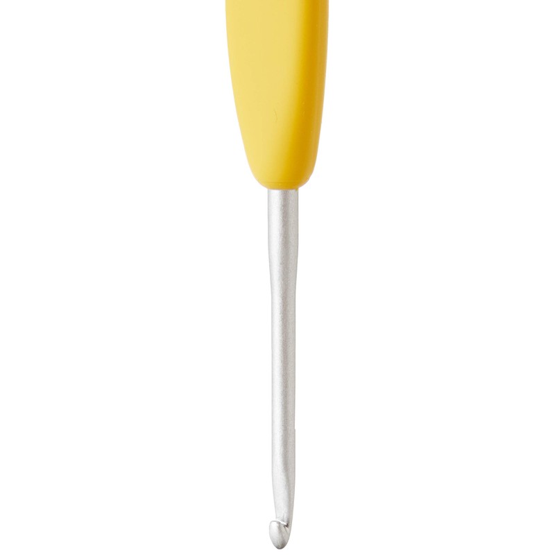 CLOVER 1041/C Yellow Amour Crochet Hook, Size C, 2.75mm