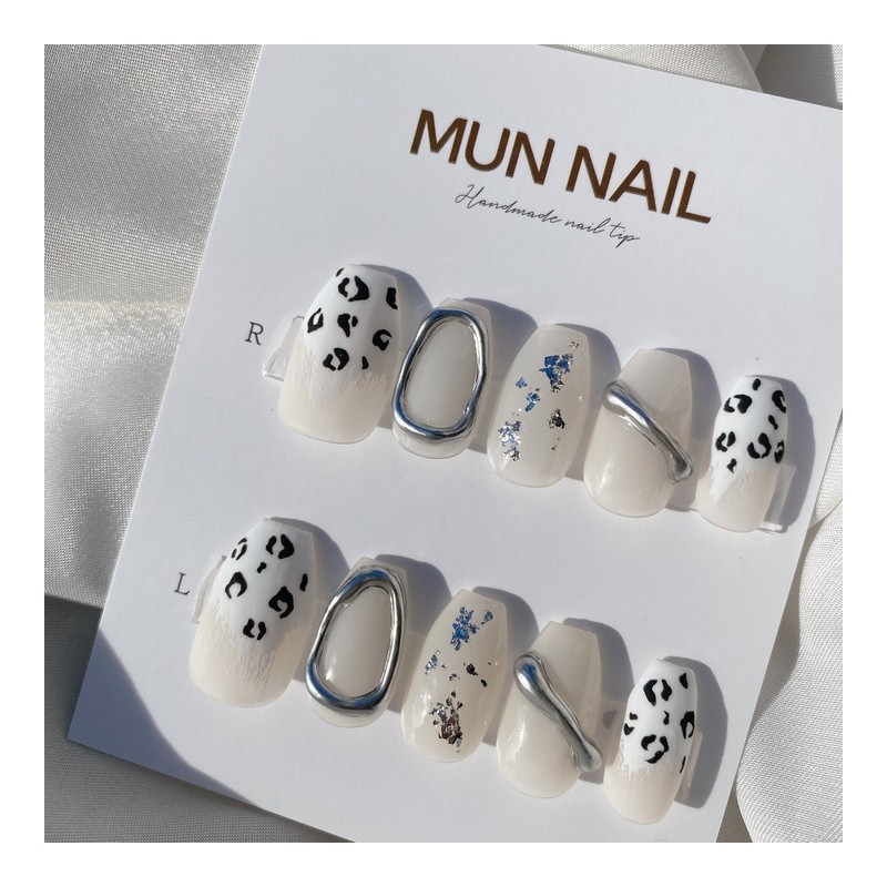 MunNail White Leopard Skin Highly Recommended - Square / MunNail