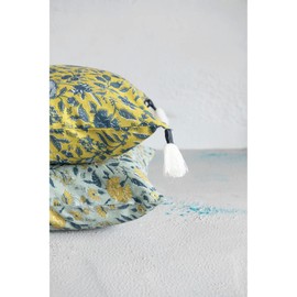 Creative Co-Op Cotton Floral Pattern and Yarn-Wrapped Tassels Pillow, 18" L x 18" W x 2" H, Multicolor