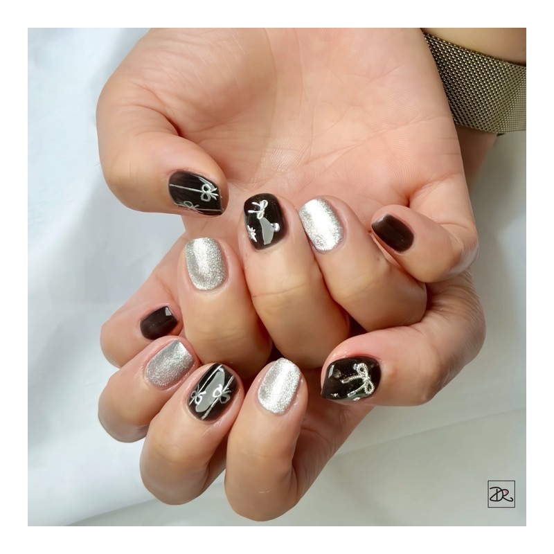 Dara Beauty 2024 July Art of the MonthMagnetic Ribbon Nail❣
