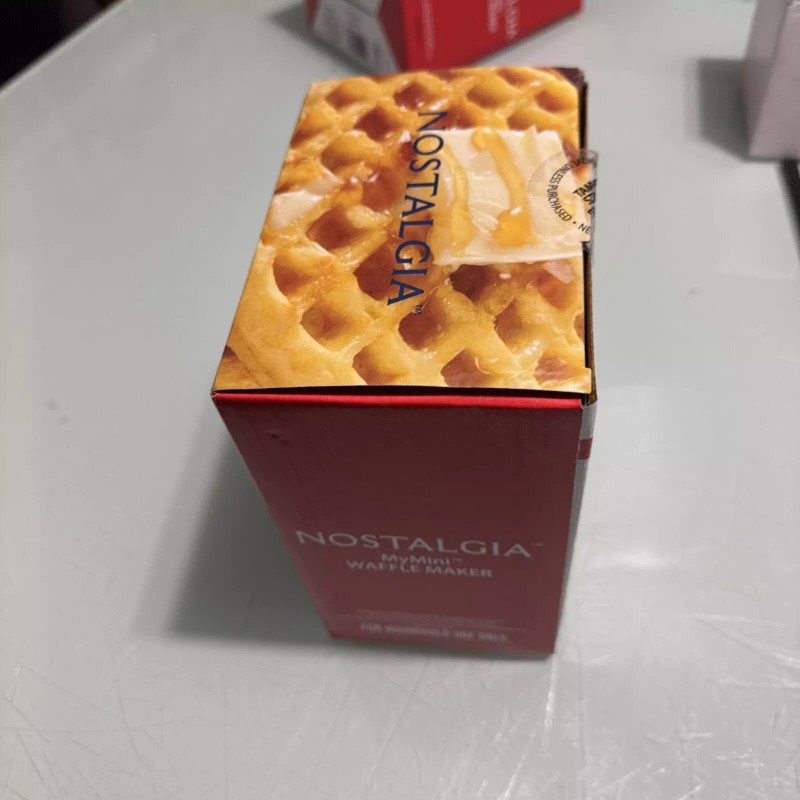 NOSTALGIA - MyMini 5'' Non Stick Heart Red Mini Waffle