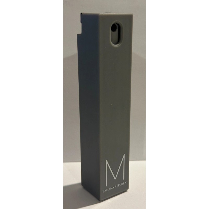 Banana Republic M Eau de Parfum Spray Men -0.5 oz