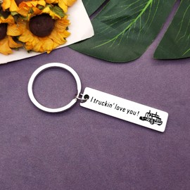 Truck Driver Gift for Men Trucker Keychain Fathers Day Gift for Father Couple Keychain for Truck Driver New Bus Truck Driver Gifts for Dad Husband Boyfriend Anniversary Christmas Birthday Gifts