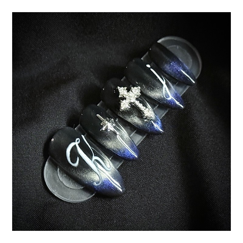 02:30AM, darkness falls |Gothic lettering nail - almond / 02:30AM,