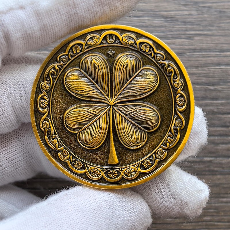 Good Luck Eagle Lucky Coin with Four-Leaf Clover