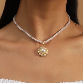 Cimenexe Bohemian Pearl Flower Choker Necklace Gold Pearl Flower Pendant Necklace Round Pearl Collar Necklace Minimalist Pearl Necklace Jewelry for Women and Girls Gifts