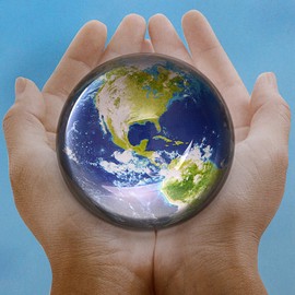 Sumnacon Crystal Magnifying Glass Dome -4'' Crystal Magnifier Dome, Fuctional Paperweight/Photography/Decoration, Reading Aid for Blueprints, Maps, Small Fine Print Etc