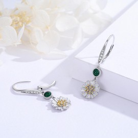 YueYuan Daisy Earrings 925 Sterling Silver Daisy Malachite Earrings Daisy Earrings for Your Favourite People, Sterling Silver, Malachite