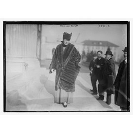 HistoricalFindings Photo: Mrs. J.C. Tatum,Wearing Fur Coat,hat,Men,Bain News Service