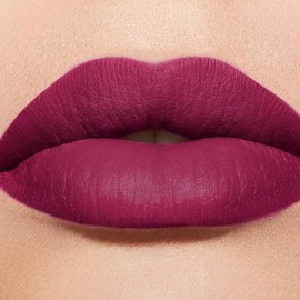 Cyzone Labial Mate Studio Look  24H de Duración, No Transfer, Color Mate Intenso y Alta Pigmentación  6 ml (BERRY PUNCH)                              