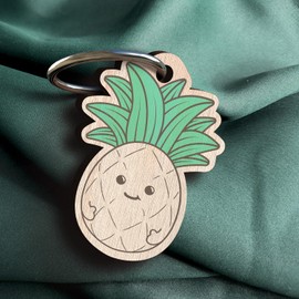 Ananas Schlüsselanhänger handgemacht aus Holz, Glücksbringer, Freundschaft und Liebe Glücksbringer, niedlicher Schlüsselanhänger, Pineapple