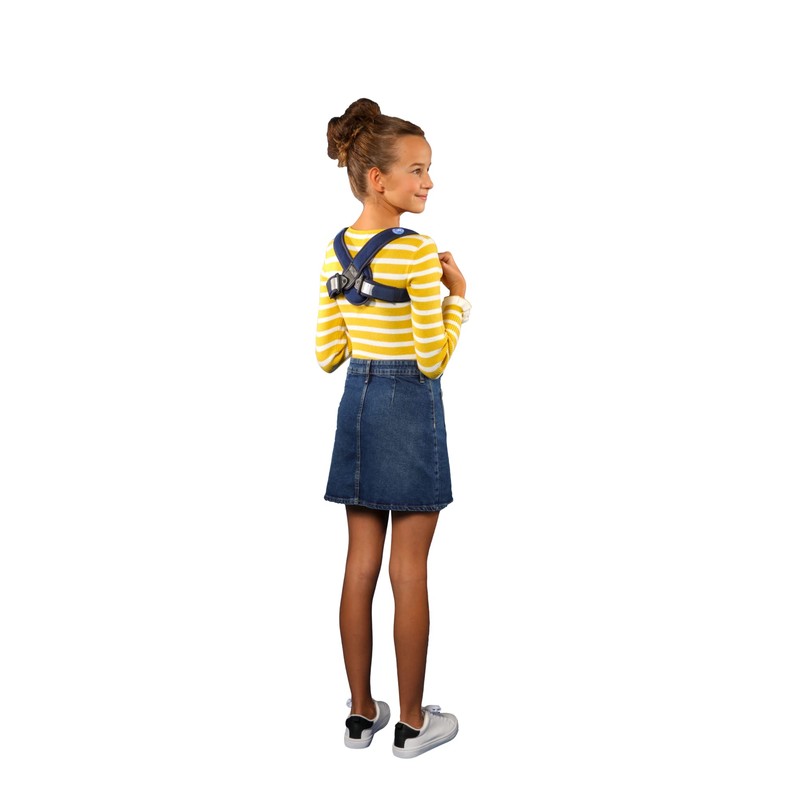 Junior slip straps with key chain. Shoulder width under 34
