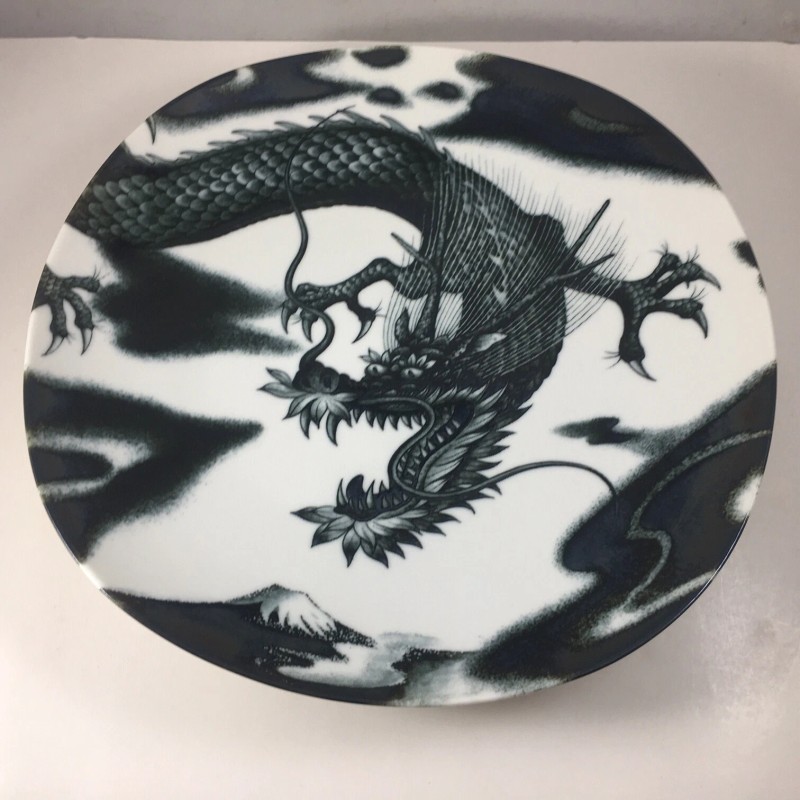 SET of 2 Japanese Dinner Dish Plates 10"D Porcelain Dragon