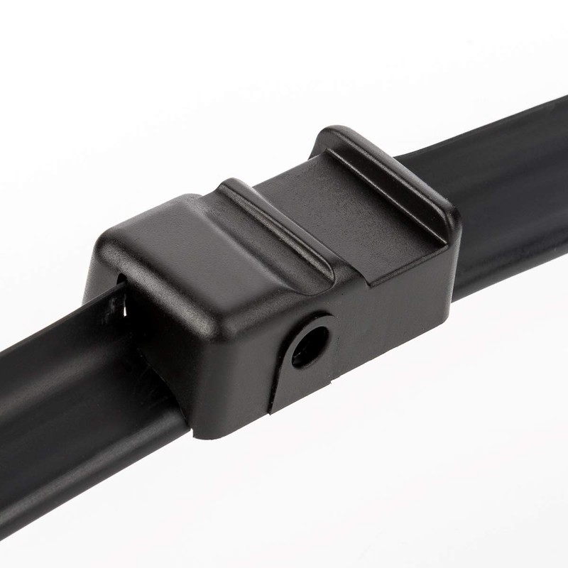 LST 1 x front windscreen wiper