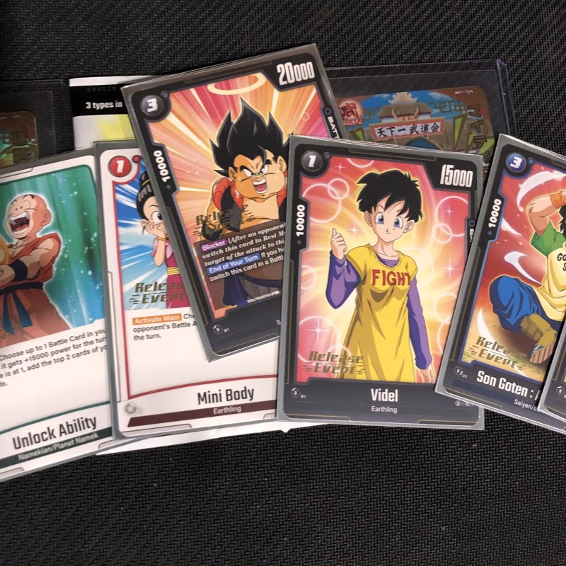 Dragon Ball Super/Héroes Sealed Promo Pack And 2 Gold Stamp