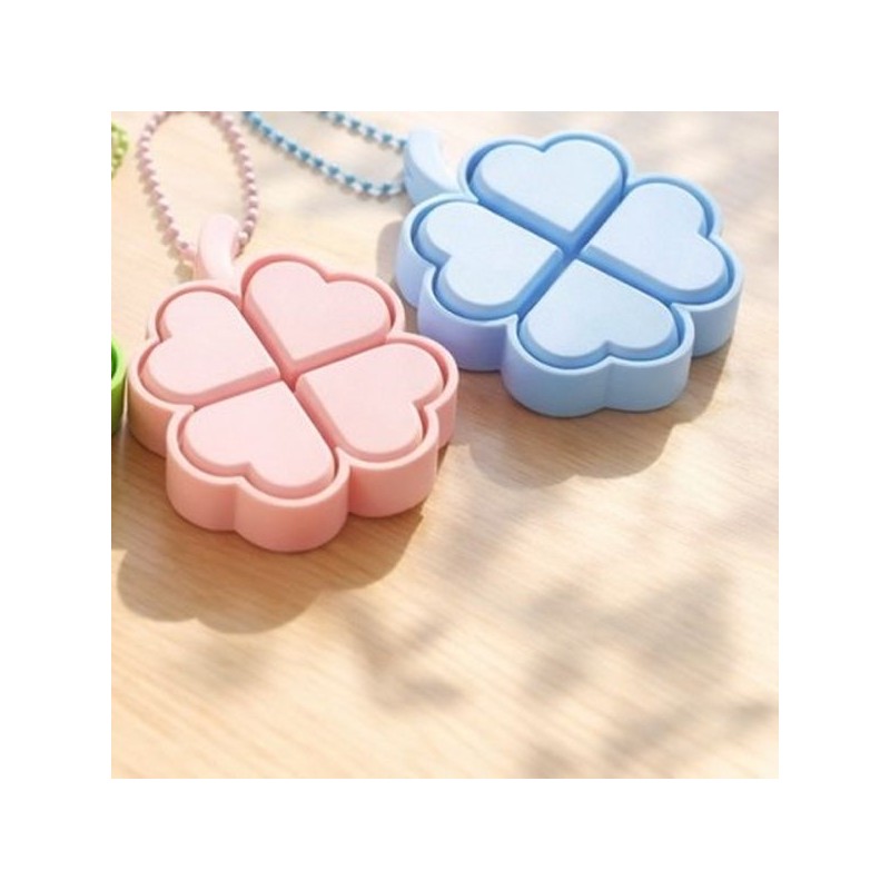 Four-leaf clover clicker keyring transparent acrylic keycap clicker bag ring