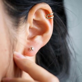 JEYORZY 40 Pieces Keloid Discs for Earring Stabilizer, Ear Lobe Support Stoppers for Piercing Dents and Ear Lobe Support Pads (3mm, 5mm, 7mm, 9mm)