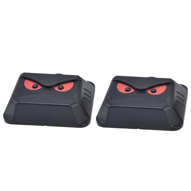 2pcs Animal Repeller Red LED Strobe Lights Waterproof Design Solar