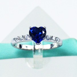 Heart Blue Sapphire Solitaire With Accent Promise Ring Engagement Ring, 925 Sterling Silver, Platinum Plated (4.5)