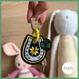 314PI Good Luck Horseshoe Clover Embroidery Keychain, Size 3" Embroidered Tag Keychains, Lucky Embroidery Patch with Colorful Keyrings for Backpack Clothes Motorcycles Scooters Cars Key Accessories