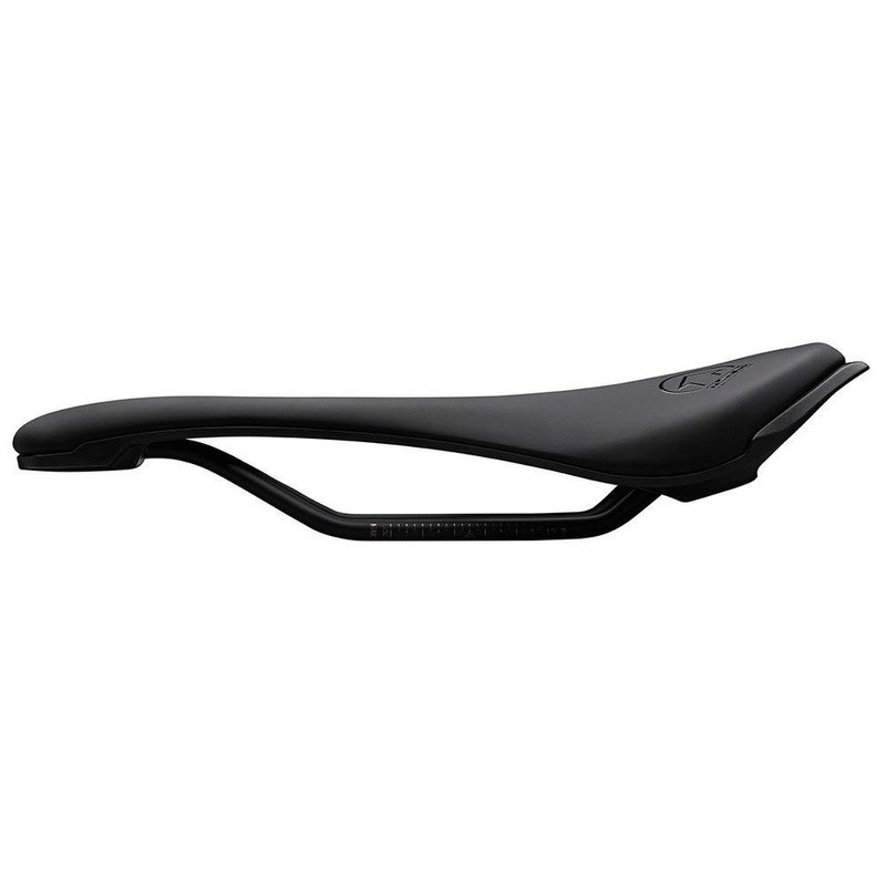 Pro Turnix Performance Saddle, 5.6 inches (142 mm), 7.1 oz