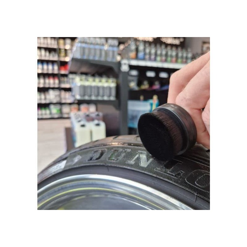 50 Cal Detailing Ultra Soft Tyre Dressing Applicator Brush